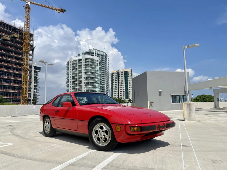 1987 Porsche 924 S - Image 8 of 31