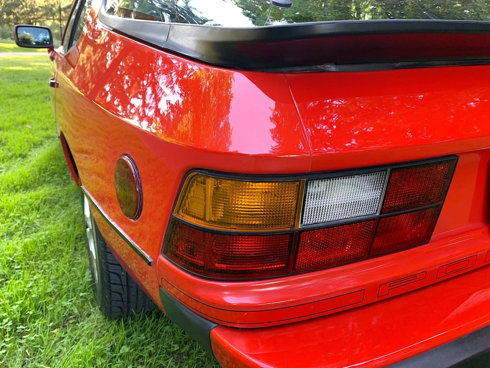 1987 Porsche 924 S - Image 24 of 31
