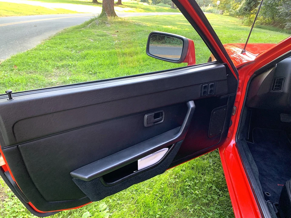 1987 Porsche 924 S - Image 30 of 31