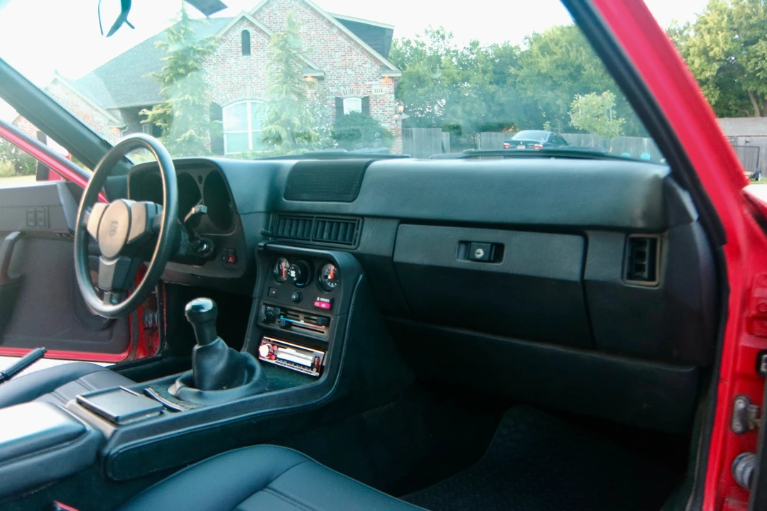 1987 Porsche 924 S - Image 28 of 31