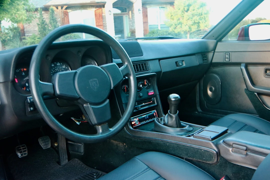 1987 Porsche 924 S - Image 22 of 31