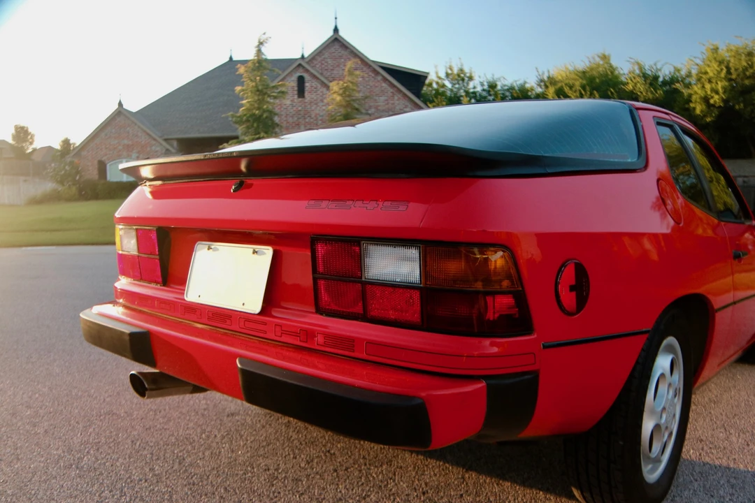 1987 Porsche 924 S - Image 14 of 31