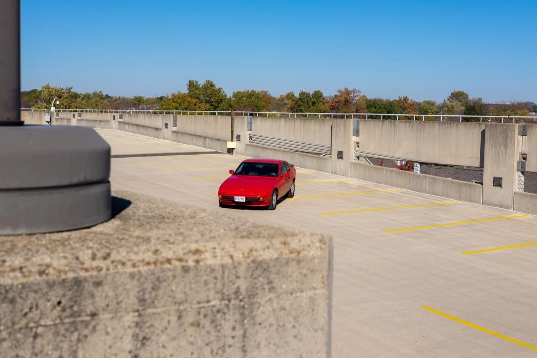 1987 Porsche 924 S - Image 16 of 31