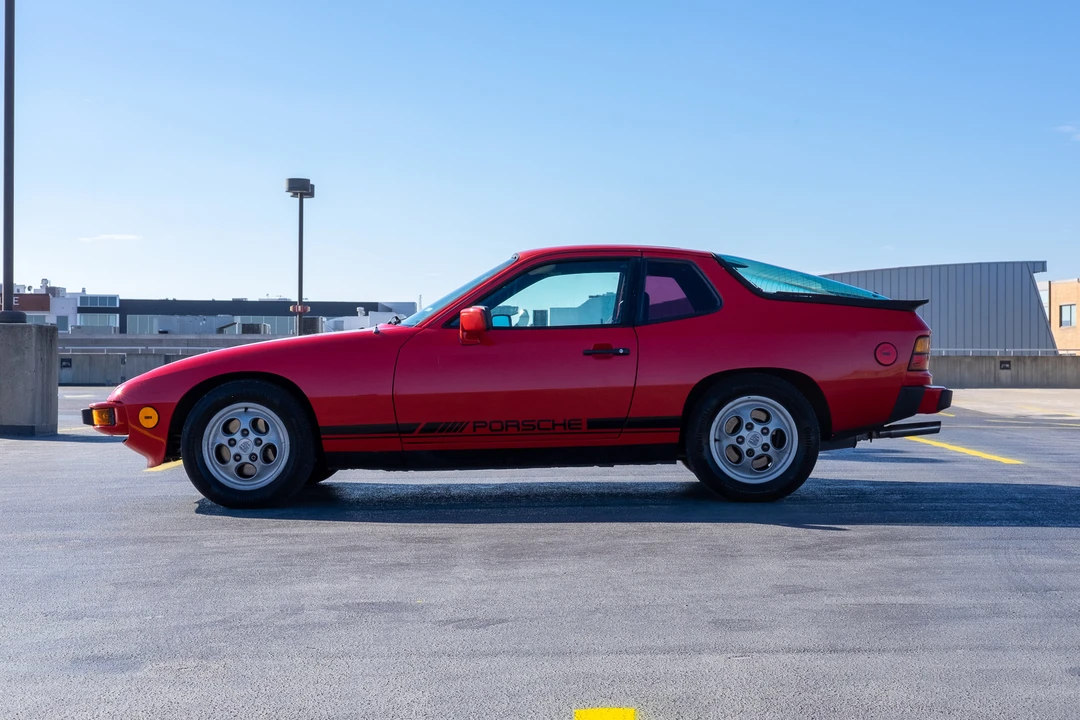 1987 Porsche 924 S - Image 8 of 31
