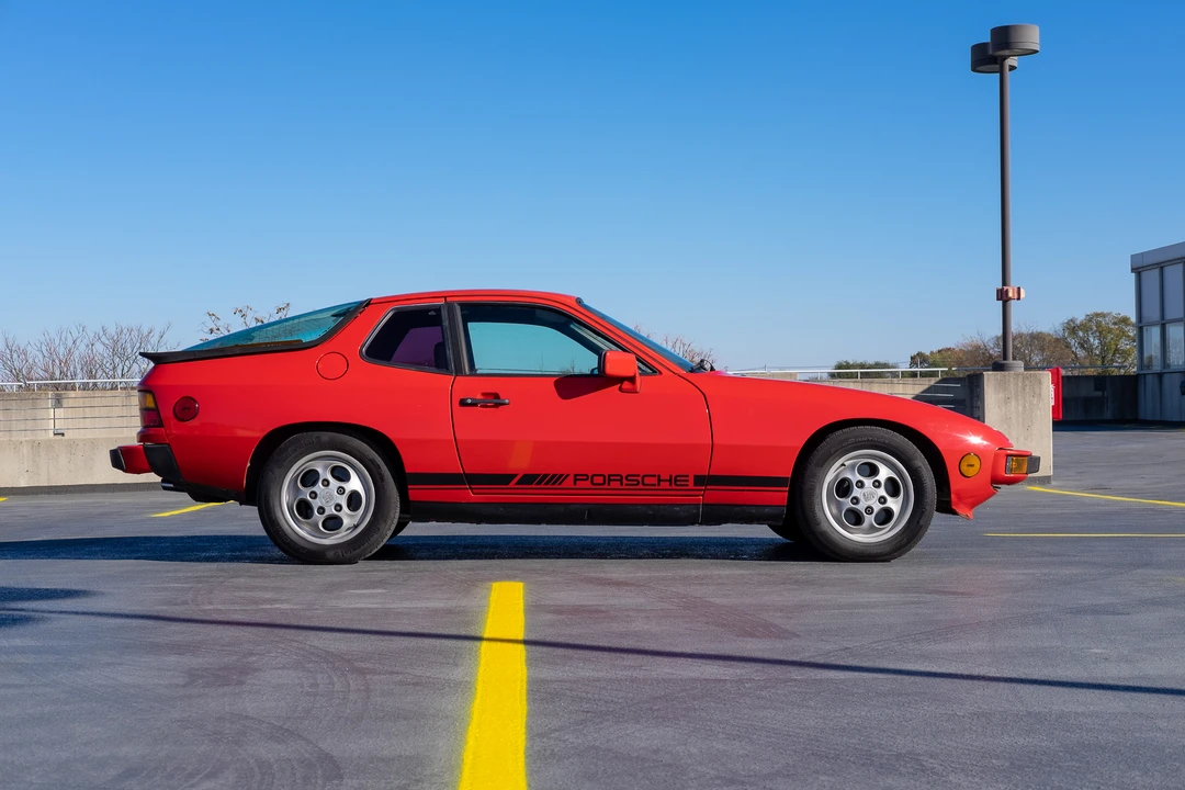 1987 Porsche 924 S - Image 12 of 31