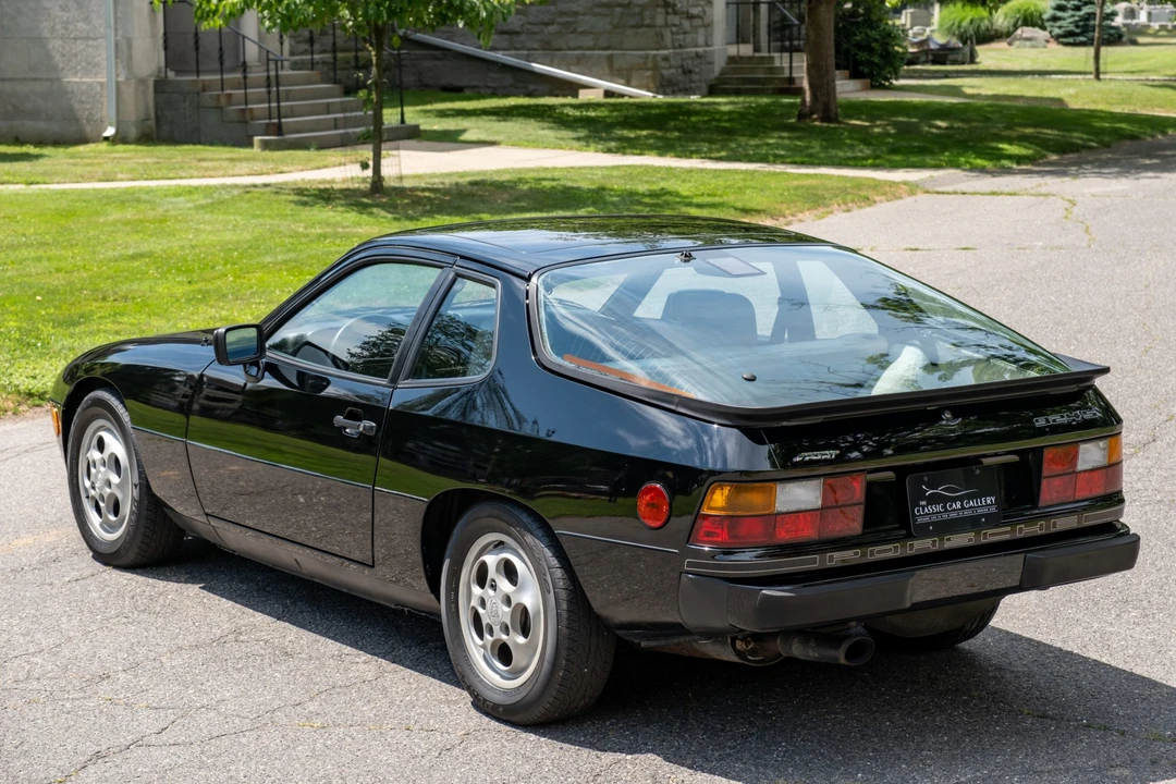 1987 Porsche 924 S - Image 13 of 31