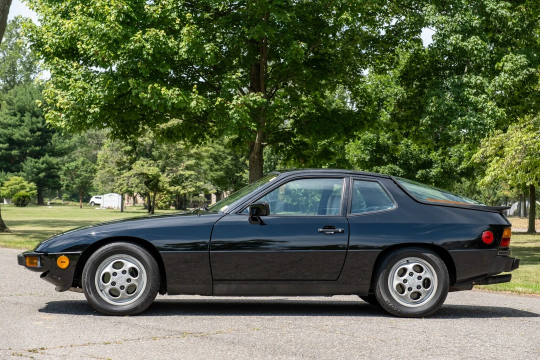 1987 Porsche 924 S - Image 14 of 31