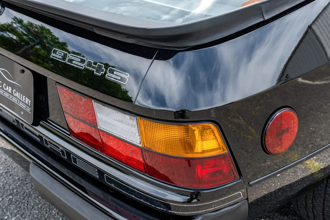 1987 Porsche 924 S - Image 29 of 31