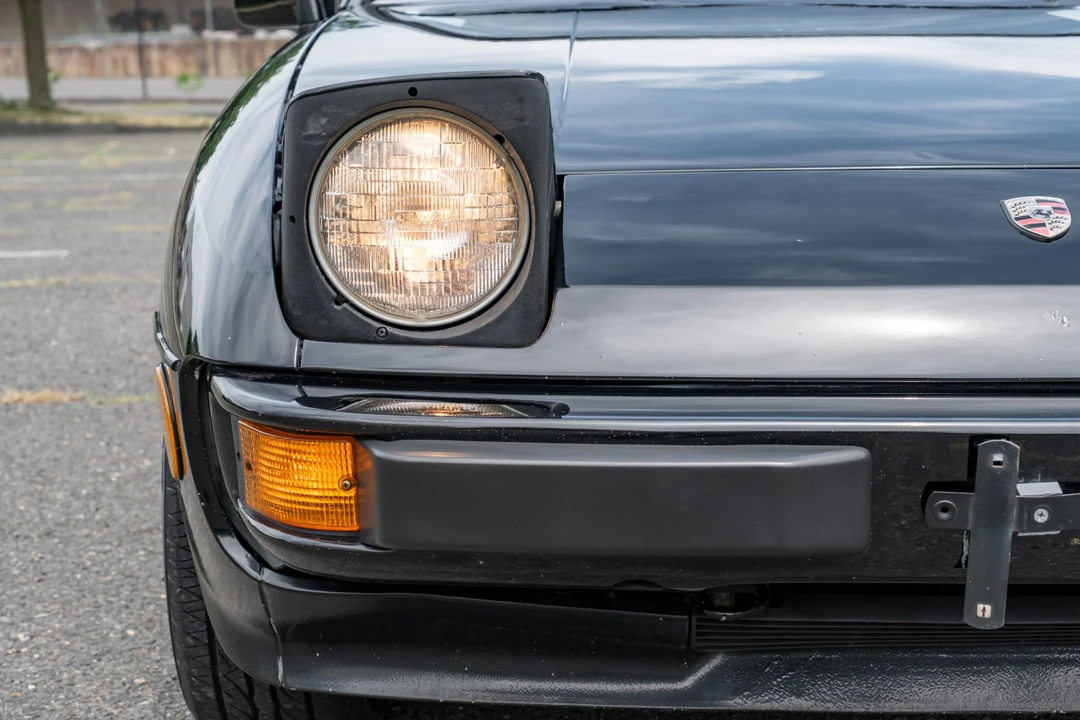 1987 Porsche 924 S - Image 16 of 31