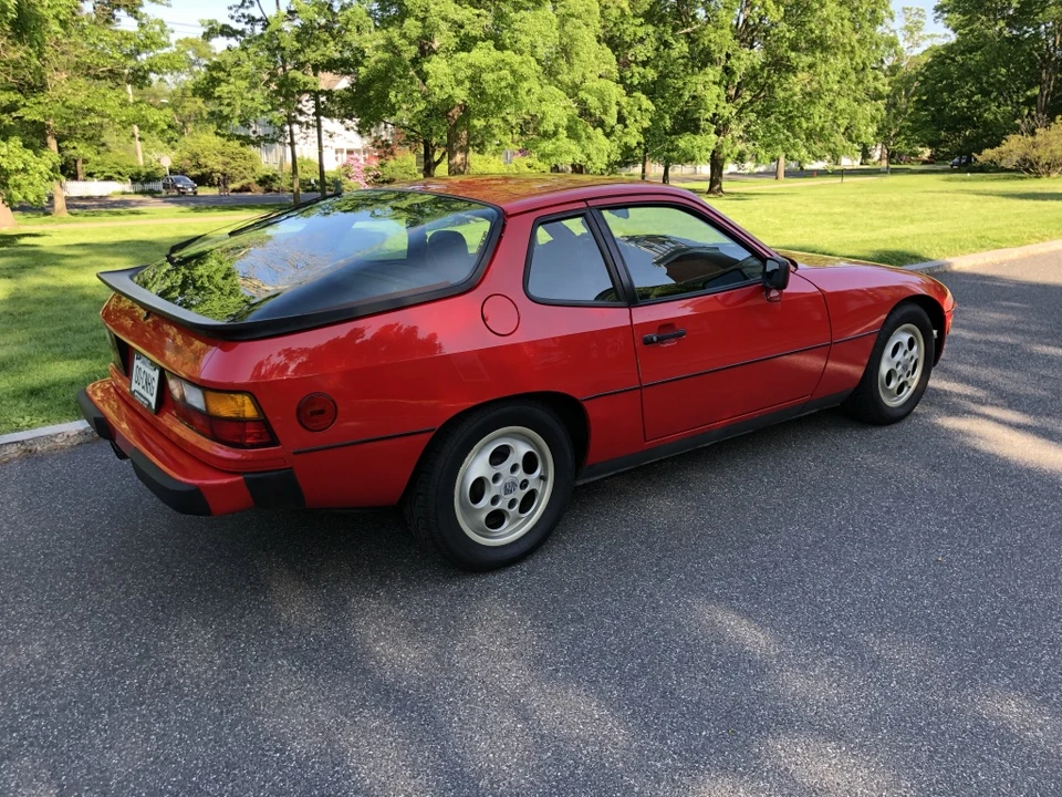 1987 Porsche 924 S - Image 10 of 31