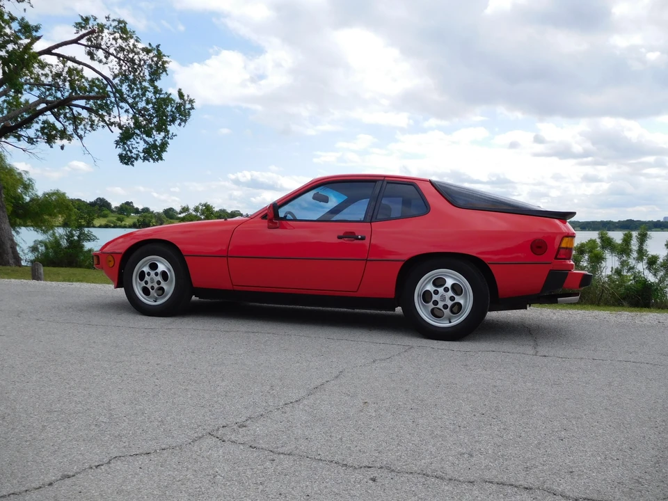 1987 Porsche 924 S - Image 21 of 31