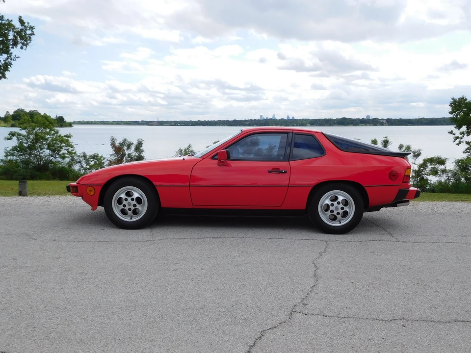 1987 Porsche 924 S - Image 22 of 31