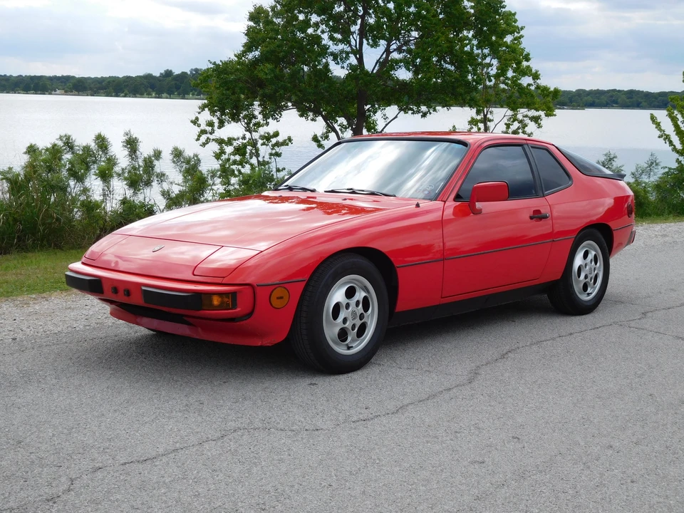 1987 Porsche 924 S - Image 2 of 31