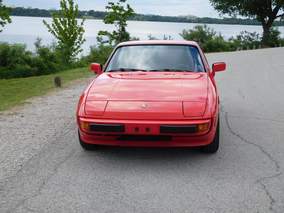 1987 Porsche 924 S - Image 5 of 31