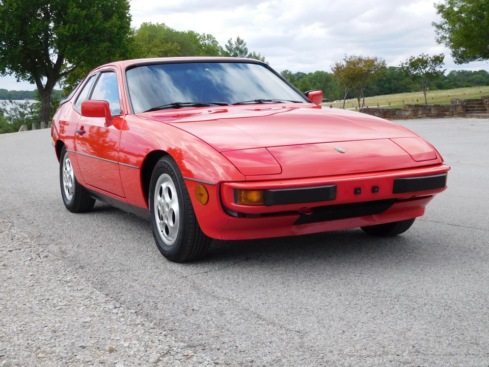 1987 Porsche 924 S - Image 6 of 31