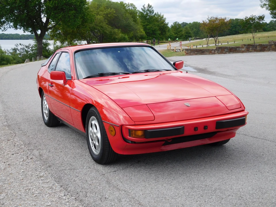 1987 Porsche 924 S - Image 7 of 31
