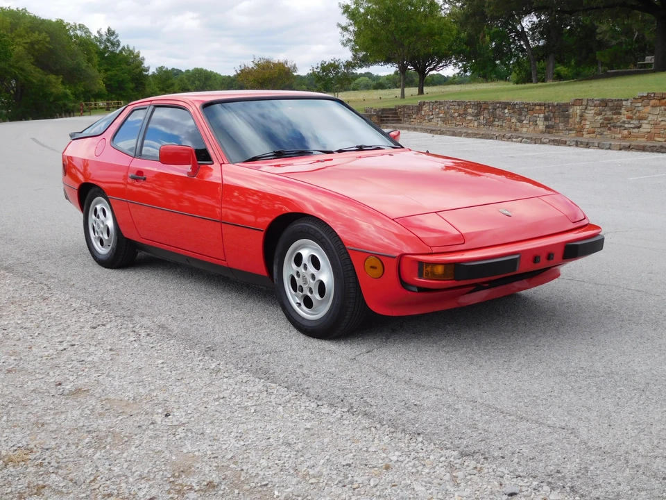 1987 Porsche 924 S - Image 9 of 31