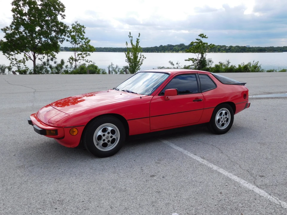1987 Porsche 924 S - Image 24 of 31