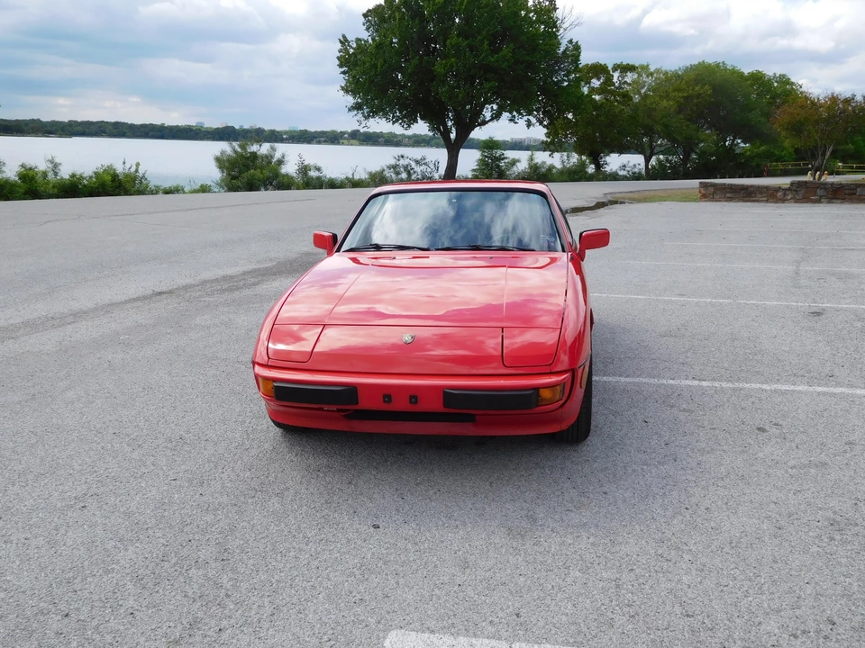 1987 Porsche 924 S - Image 27 of 31