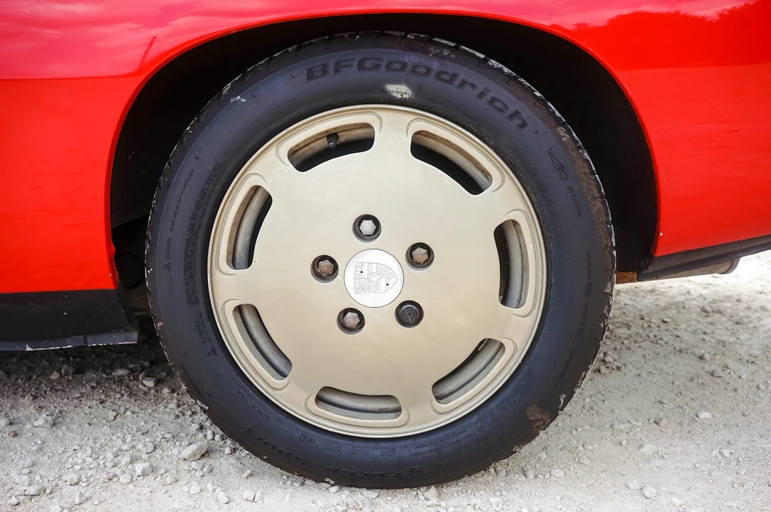 1987 Porsche 924 S - Image 30 of 31