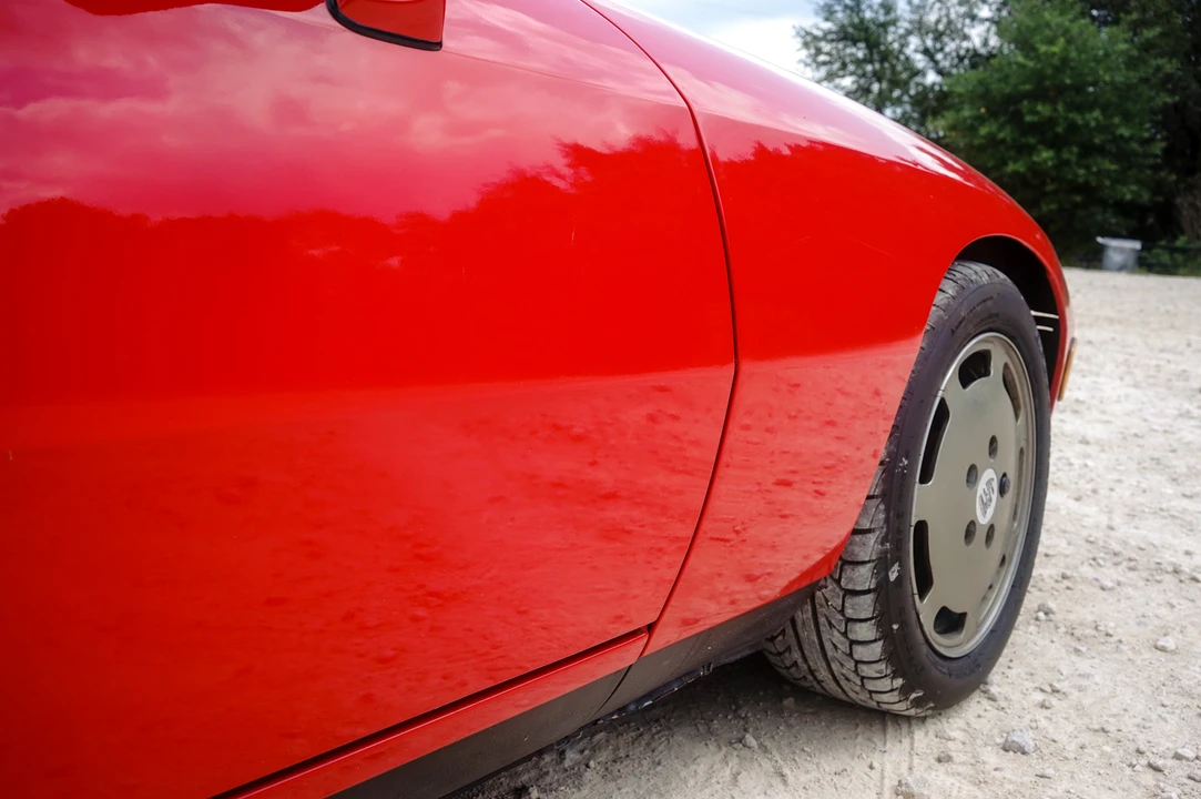 1987 Porsche 924 S - Image 24 of 31