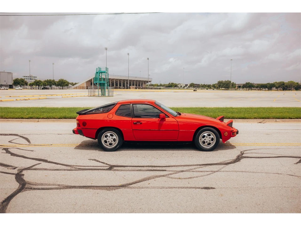 1987 Porsche 924 S - Image 4 of 19