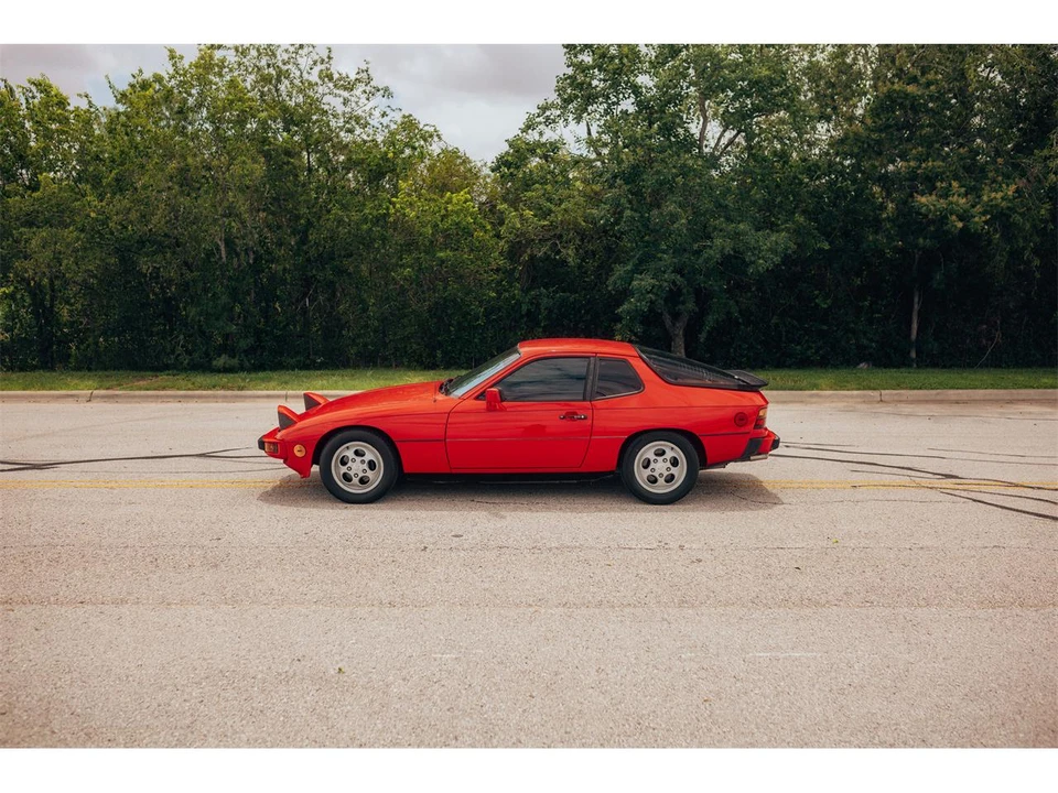 1987 Porsche 924 S - Image 8 of 19
