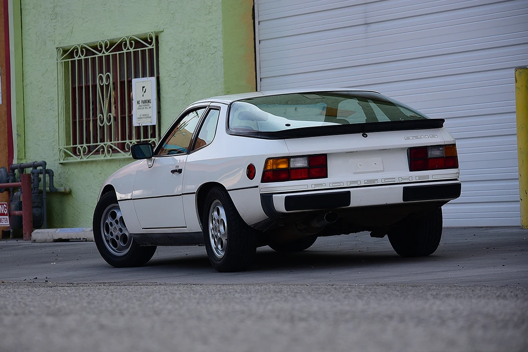 1987 Porsche 924 S - Image 12 of 31