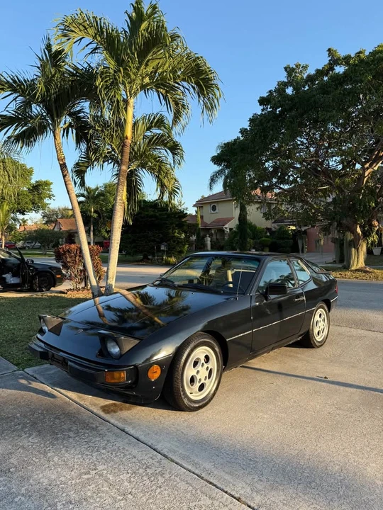 1987 Porsche 924 S - Image 2 of 13