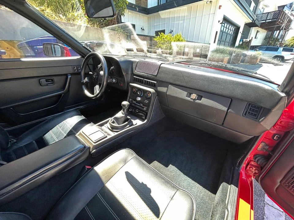 1987 Porsche 924 S - Image 9 of 18