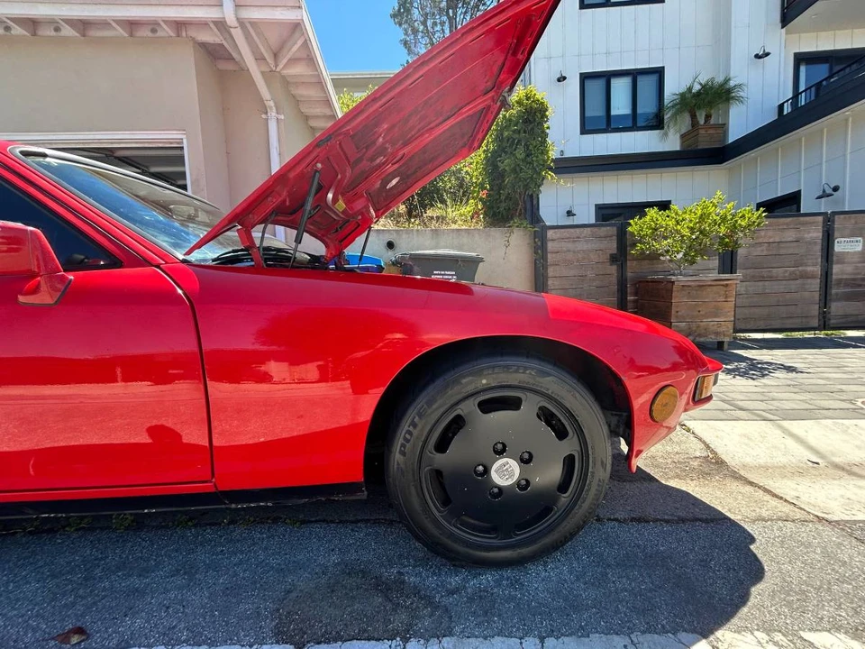 1987 Porsche 924 S - Image 14 of 18