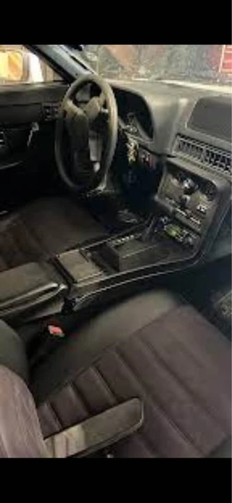 1987 Porsche 924 S - Image 4 of 17