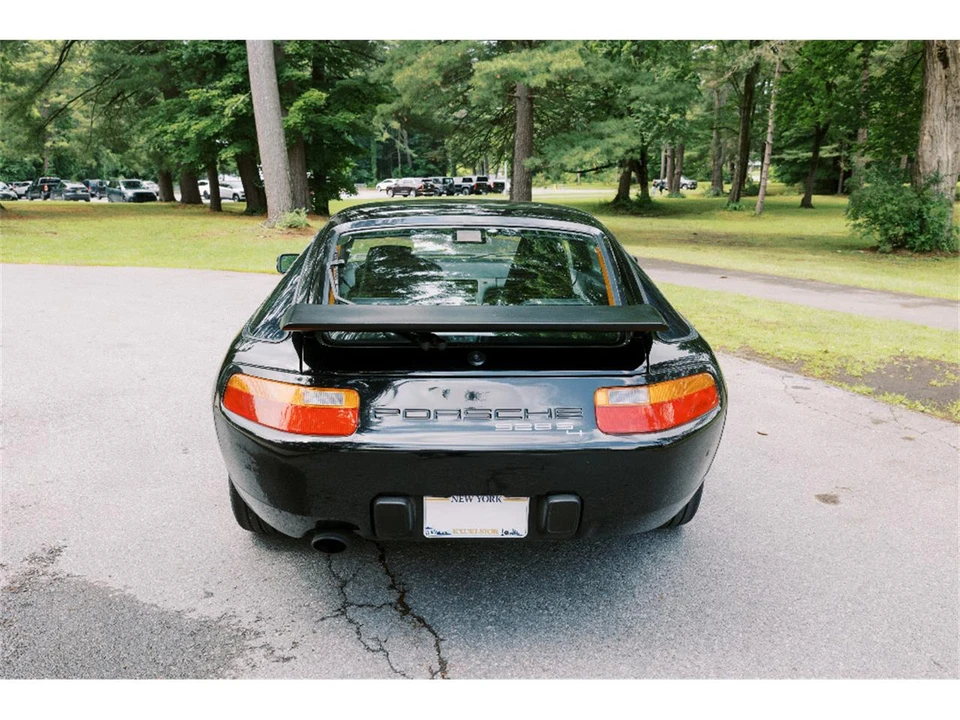 1987 Porsche 928 S4 - Image 8 of 26