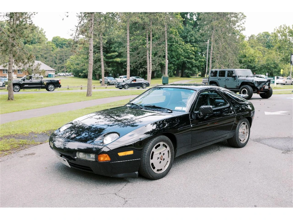 1987 Porsche 928 S4 - Image 4 of 26