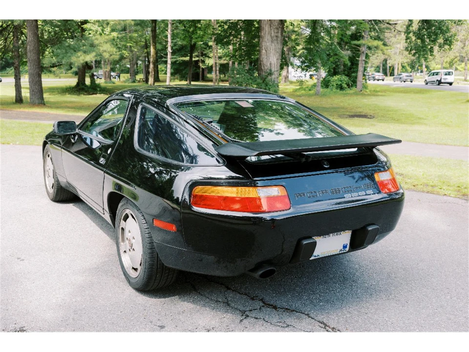 1987 Porsche 928 S4 - Image 7 of 26