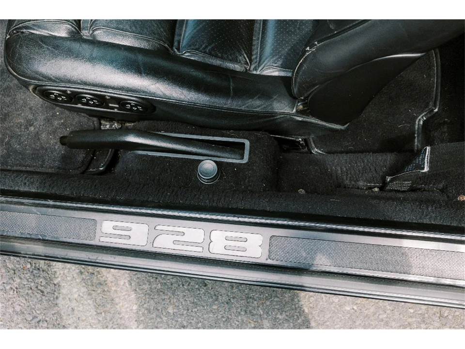 1987 Porsche 928 S4 - Image 19 of 26