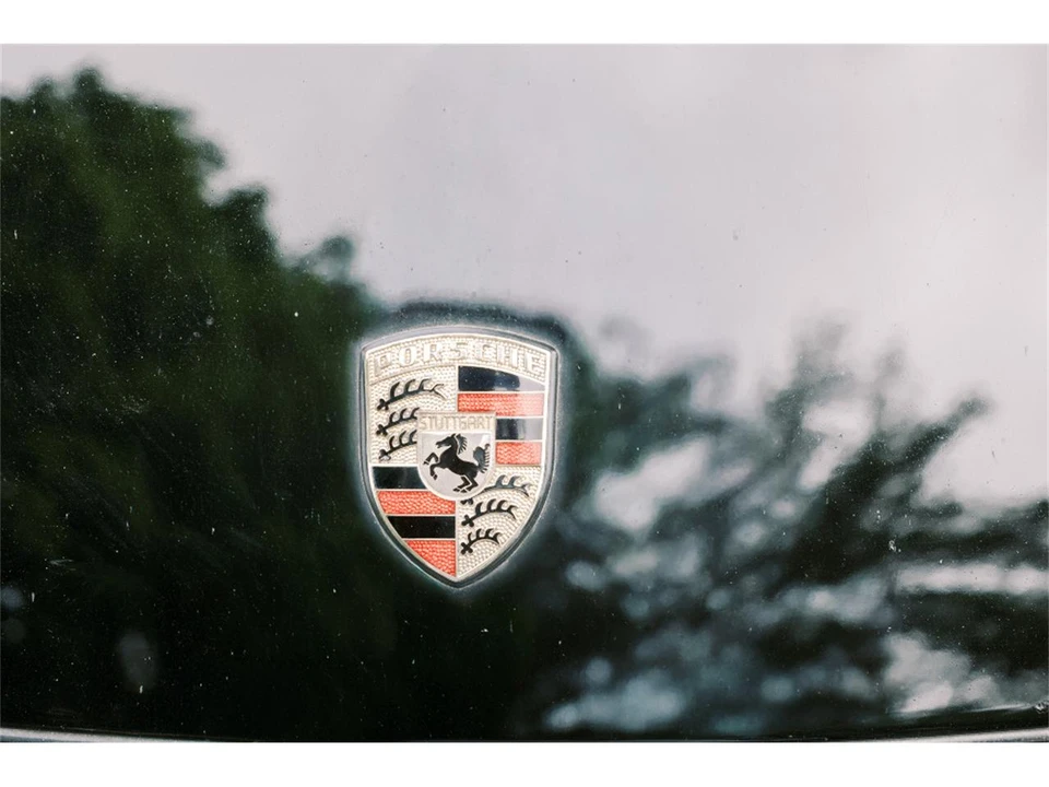 1987 Porsche 928 S4 - Image 13 of 26