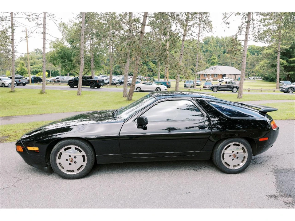 1987 Porsche 928 S4 - Image 2 of 26