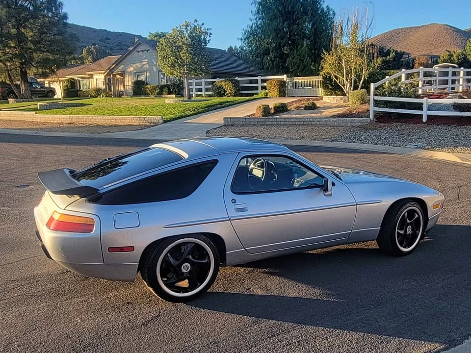 1987 Porsche 928 - Image 3 of 7