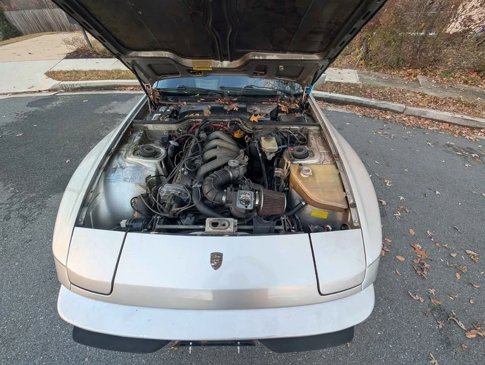 1987 Porsche 928 - Image 8 of 10