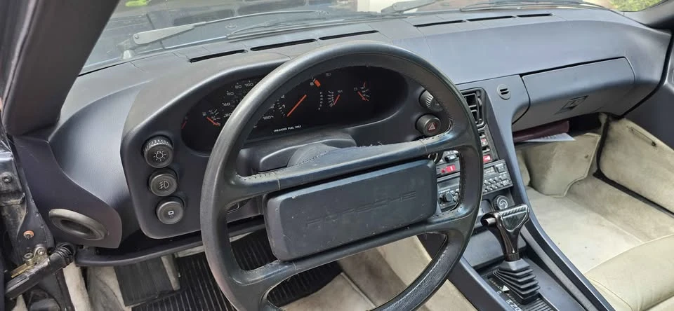 1987 Porsche 928 - Image 5 of 13