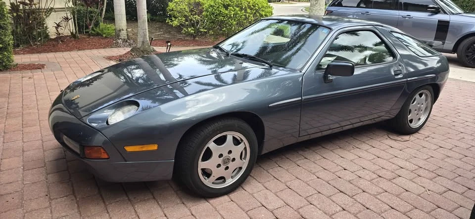 1987 Porsche 928 - Image 2 of 13
