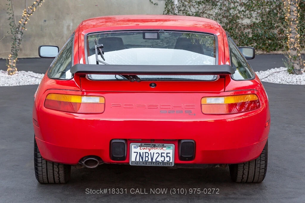 1987 Porsche 928 - Image 7 of 12