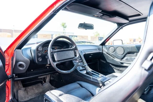 1987 Porsche 928 - Image 2 of 16