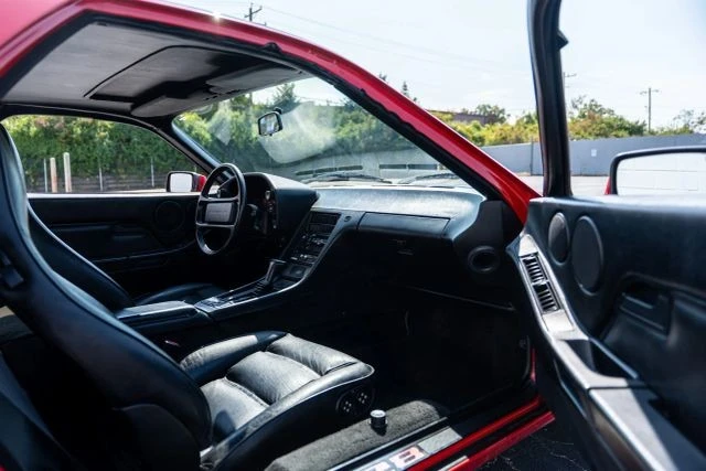 1987 Porsche 928 - Image 13 of 16