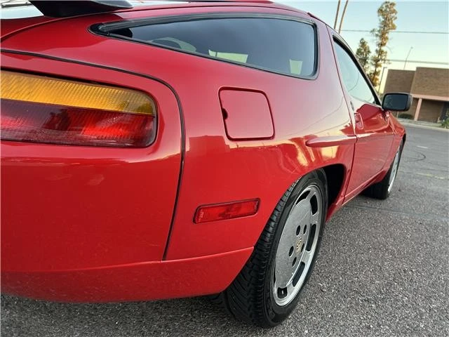 1987 Porsche 928 S4 - Image 16 of 21