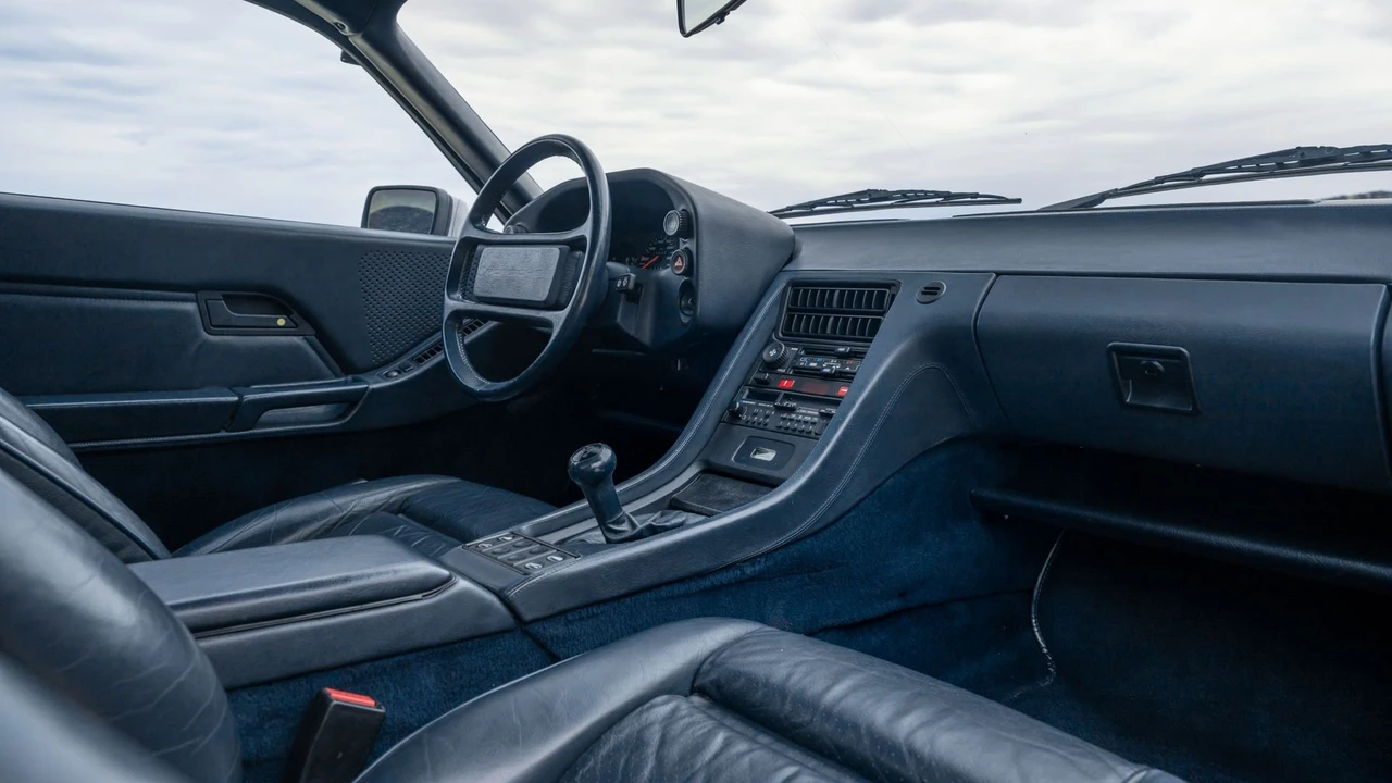 1987 Porsche 928 S4 - Image 5 of 31