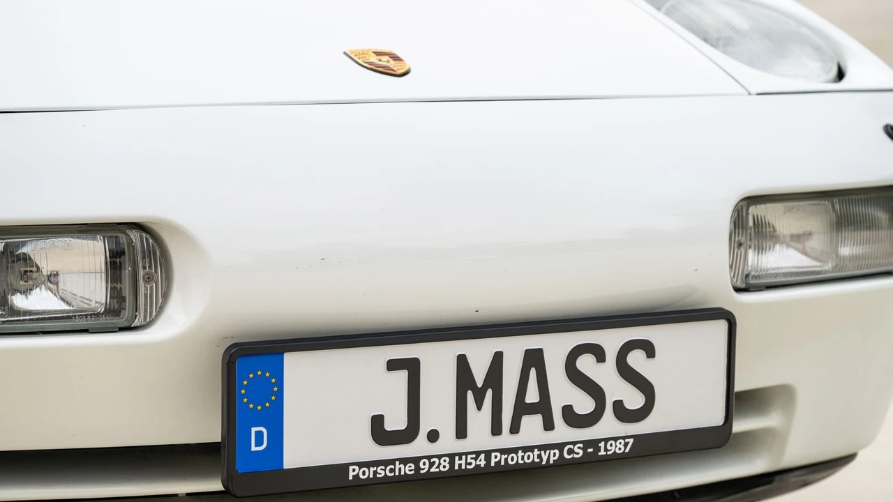 1987 Porsche 928 S4 - Image 18 of 31