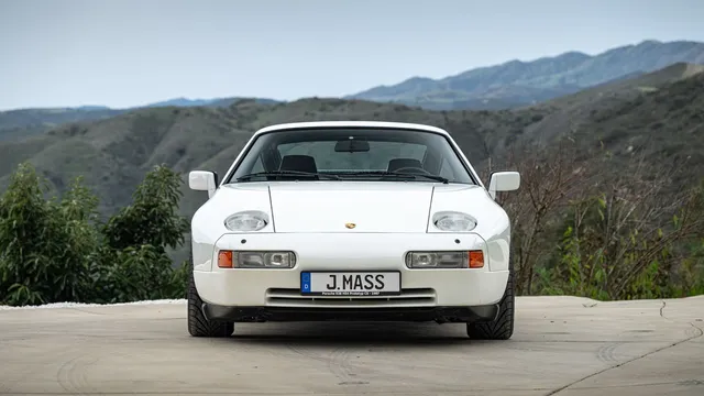 1987 Porsche 928 S4 - Image 3 of 31