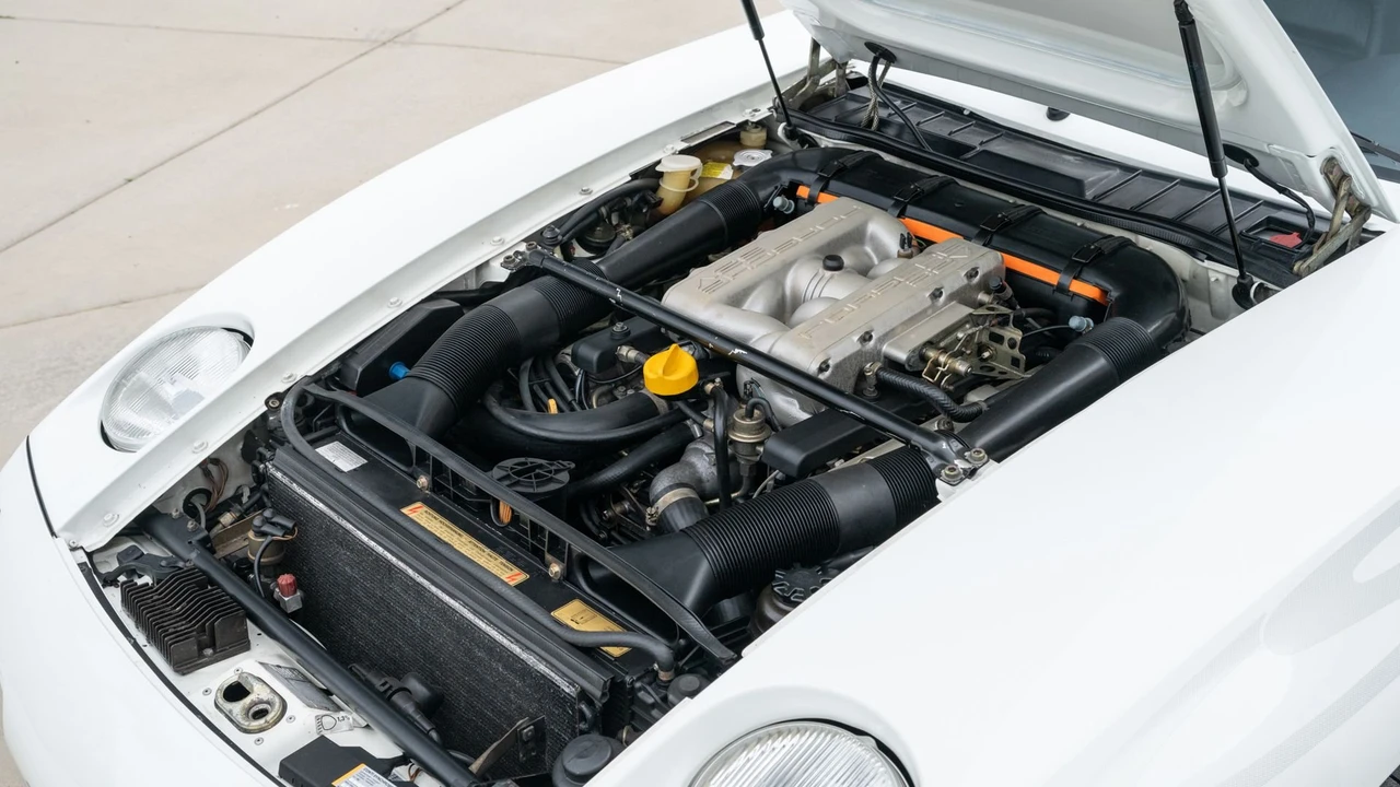 1987 Porsche 928 S4 - Image 6 of 31